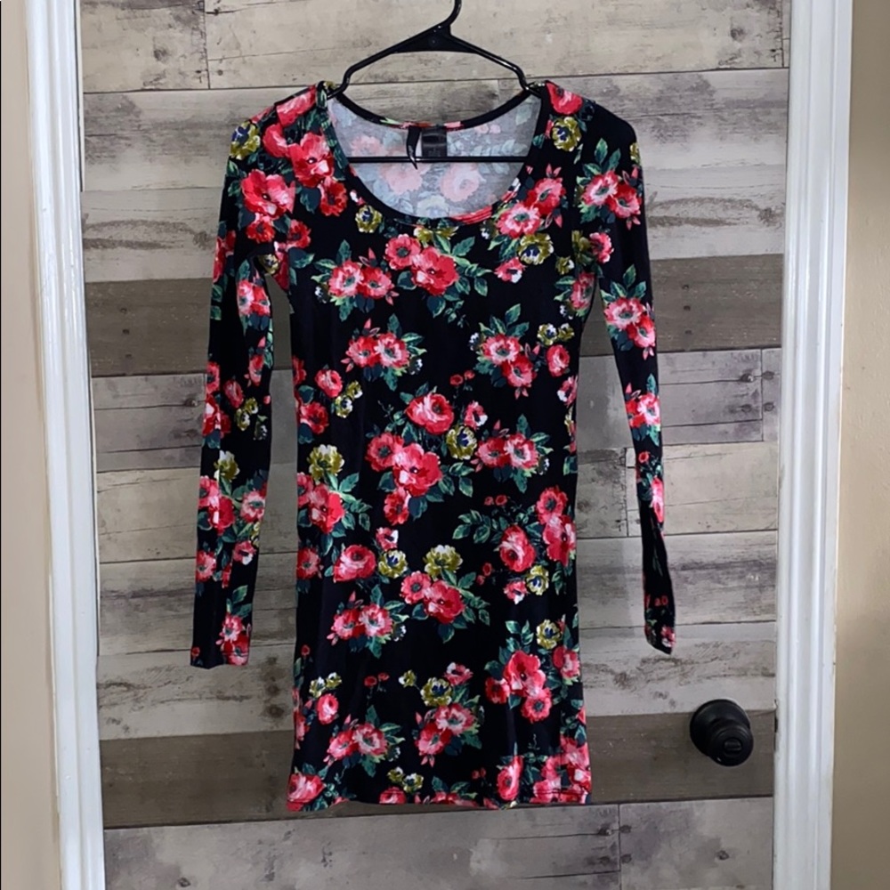 Short flower dress